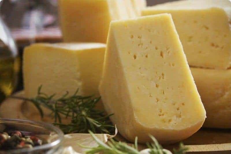 اسهل طريقة لعمل الجبنة الرومى بأقل التكاليف فى المنزل