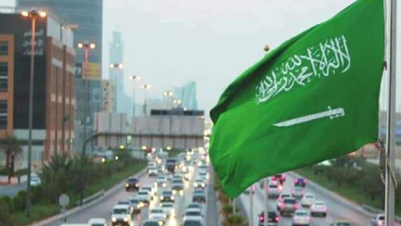 رسوم المرافقين 2021 وإلغاء الكفالة بالسعودية