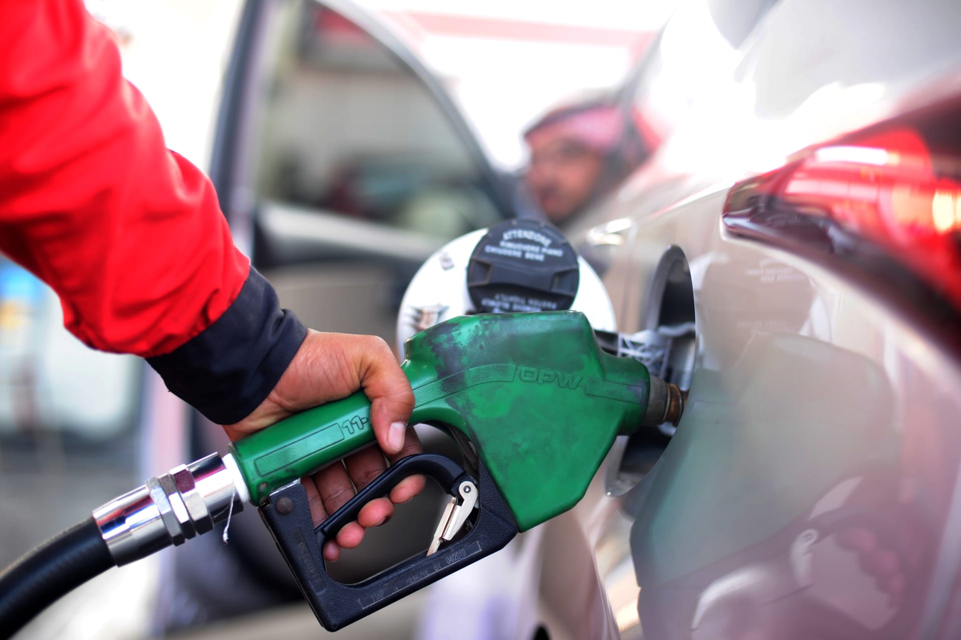اعلان ارامكو سعر البنزين لشهر فبراير 2021 في السعودية جمادي الاخر مع مراجعة سعر بنزين 91 وبنزين 5