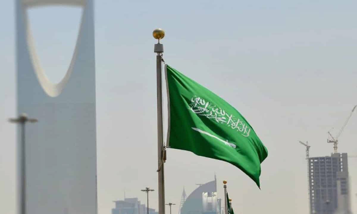 خطوات الحصول على قطعة أرض مجانية من الديوان الملكي السعودي