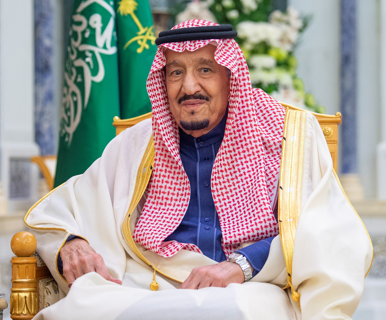 الملك سلمان بن عبد العزيز يصدر 12 قراراً جديداً بعد اجتماعه بمجلس الوزراء
