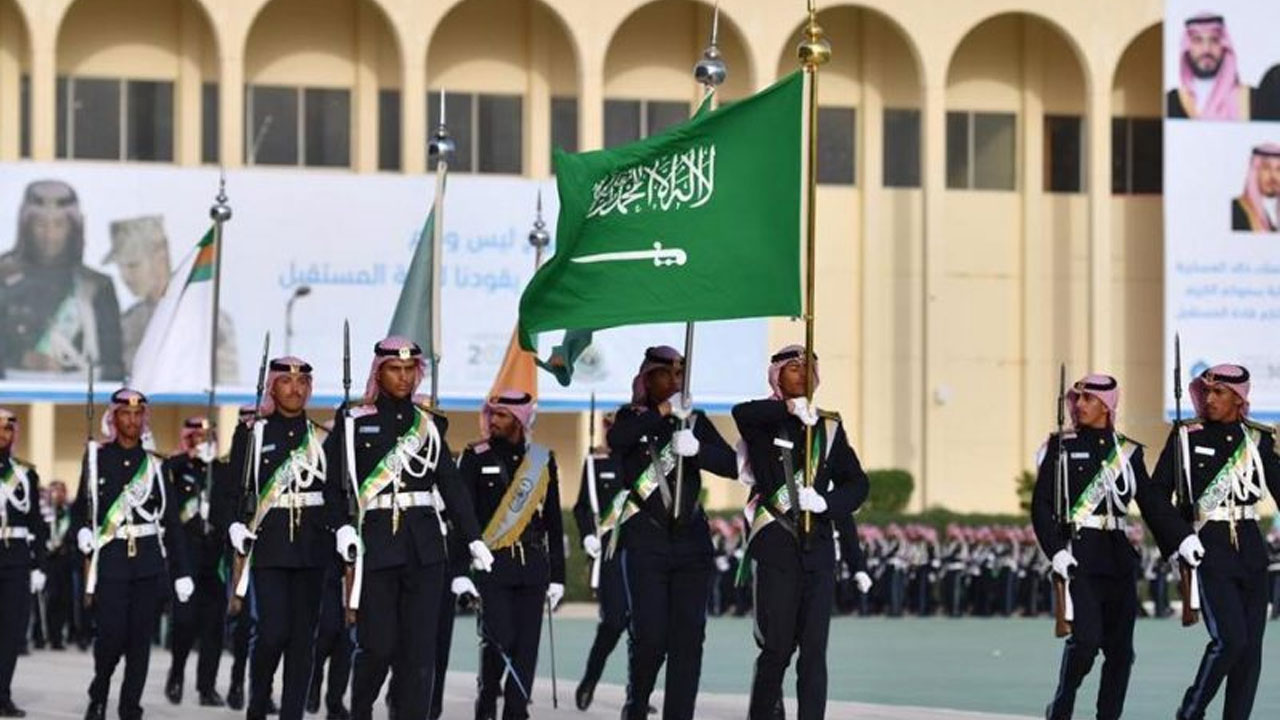 رابط كلية الملك خالد العسكرية و إعلان نتائج الترشيح الأولي في الكلية