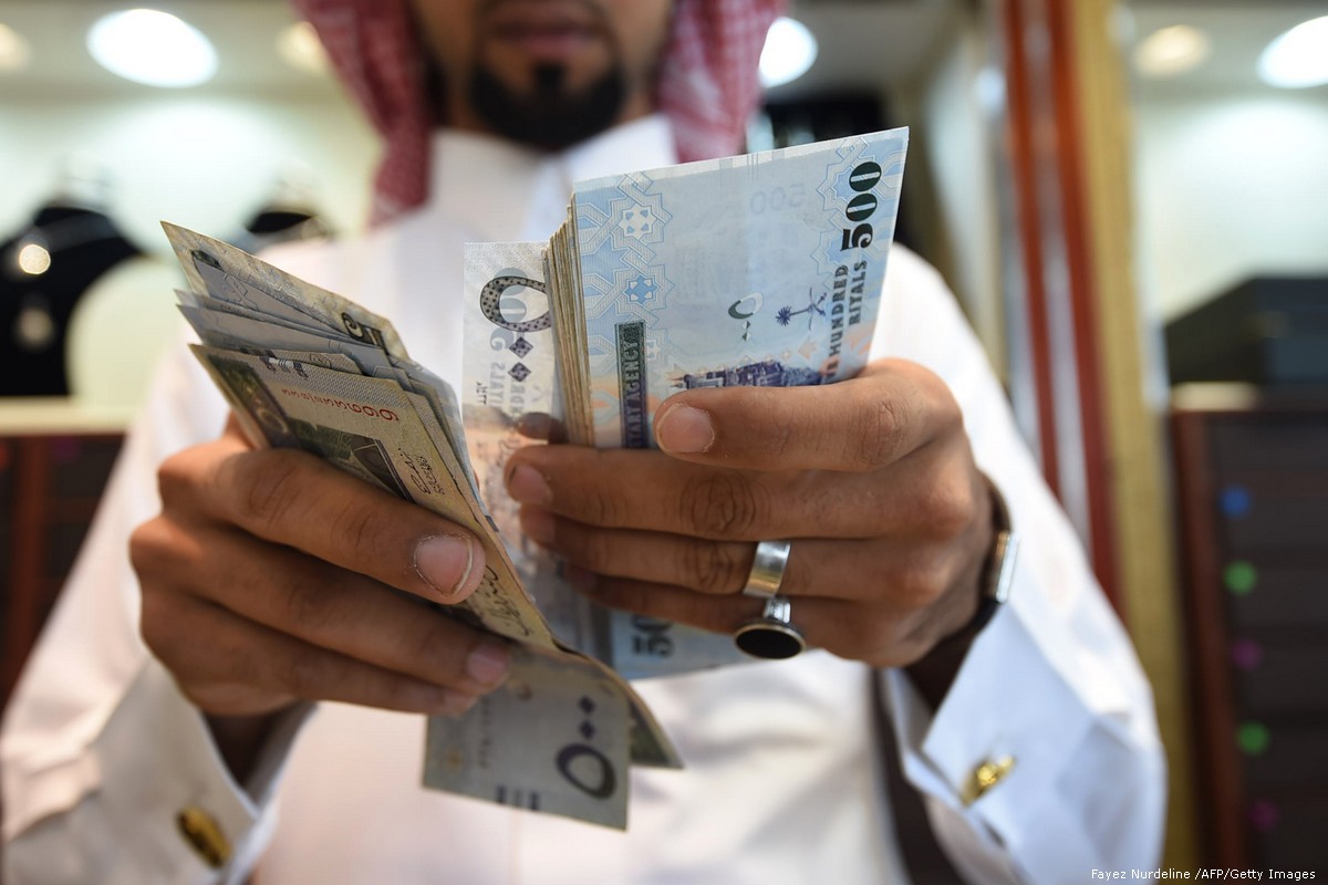 بدون كفيل ولا تحويل راتب قرض البنك الأهلي للسعودي والمقيم قيمة 300 ألف