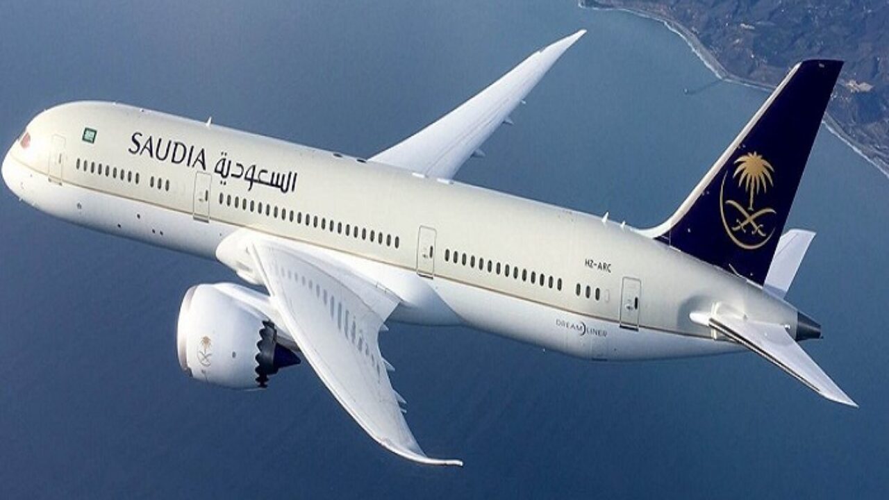 عودة الطيران بين مصر والسعودية موعد فتح رحلات الطيران 2021