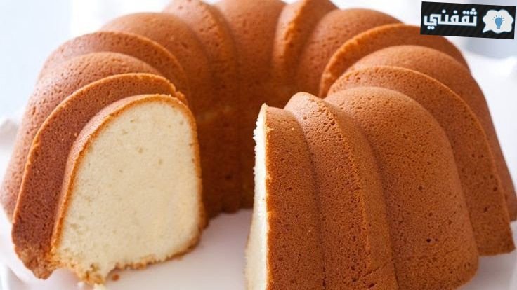 طريقة عمل الكيكة الأسفنجية الهشه والعالية بمكونات بسيطة وسهلة التحضير