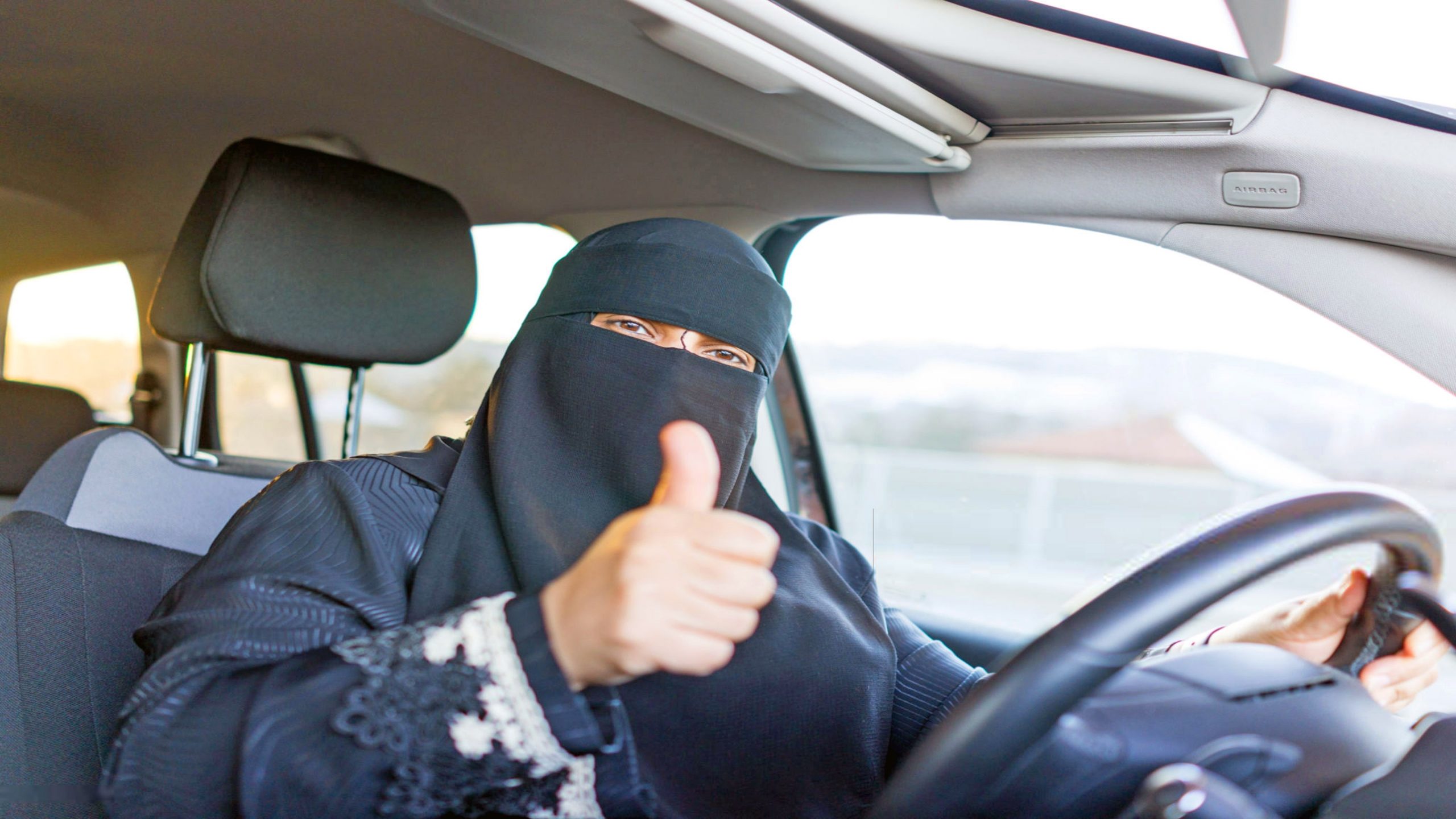 تمويل سيارة بدون كفيل أو تحويل راتب بنك الرياض تأمين شامل تسهيلات السداد للسعوديين والمقيمين