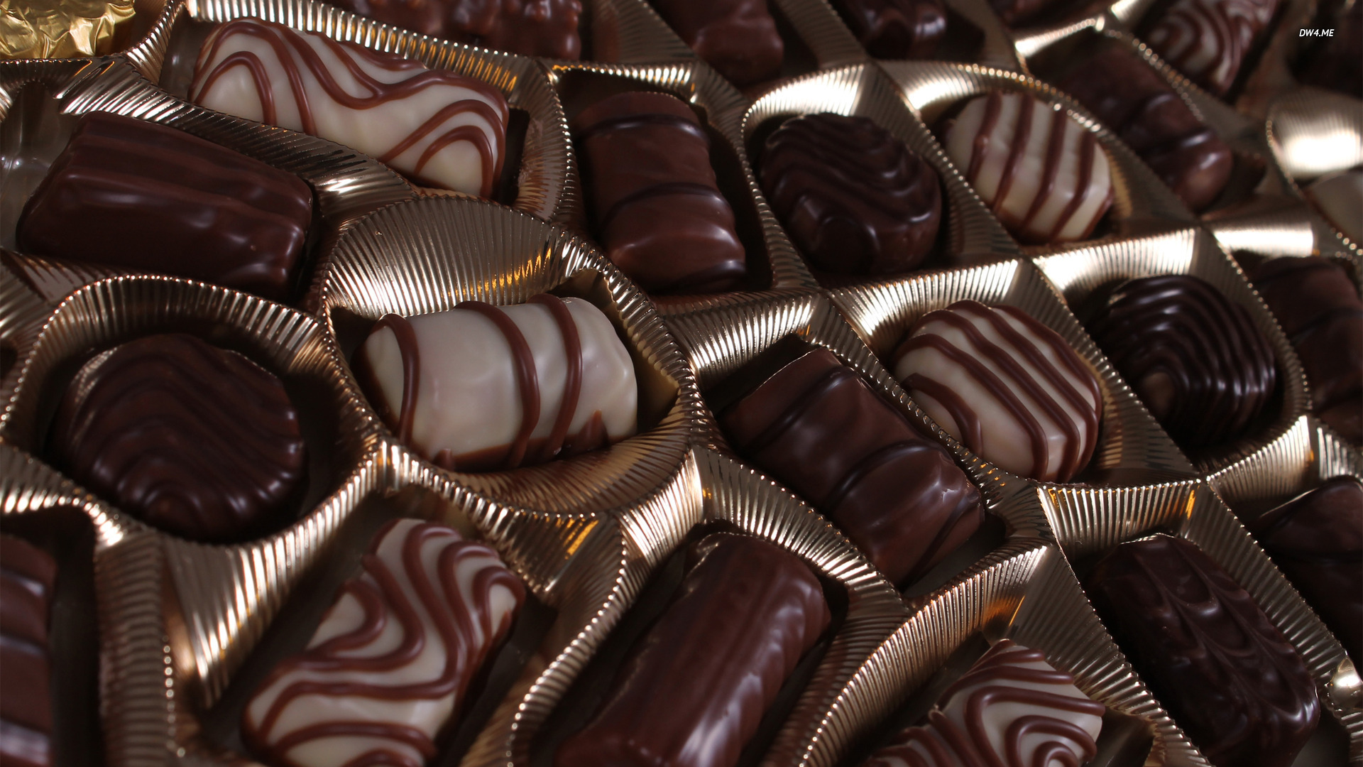 سر طريقة عمل شوكولاتة ترافل بمكونات متوفرة بداخل كل مطبخ