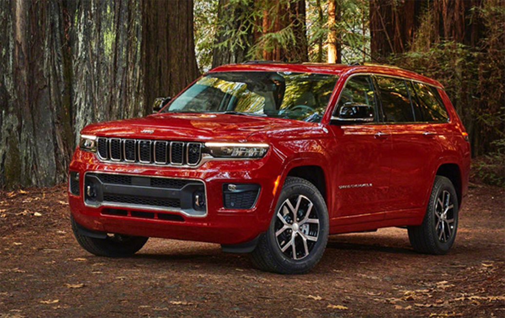 سيارة جيب جراند شيروكي Jeep Grand Cherokee 2022 تنافس في الأسواق بالتصميم الراقي والتكنولوجيا المتطورة