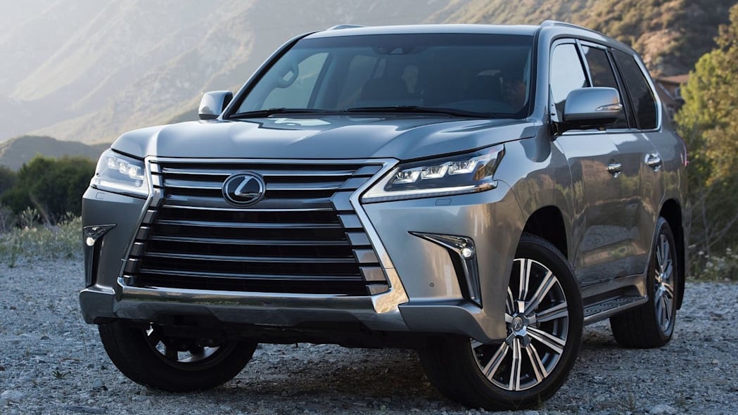 وأخيراً وصلت السعودية...... سيارة لكزس LEXUS LX 600 2022 وأحدث مواصفاتها الجبارة وأسعارها في السعودية 