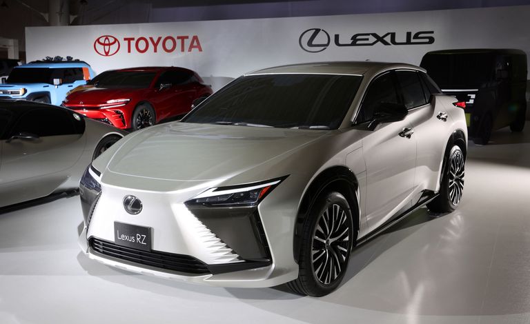 سيارة Lexus Rz 2023 الجديدة