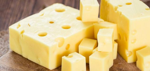بكيلو حليب أعملي الجبنة الرومي على أصولها في البيت بمكونات غير مكلفة بطريقة المصانع وتحدي والنتيجة مضمونة