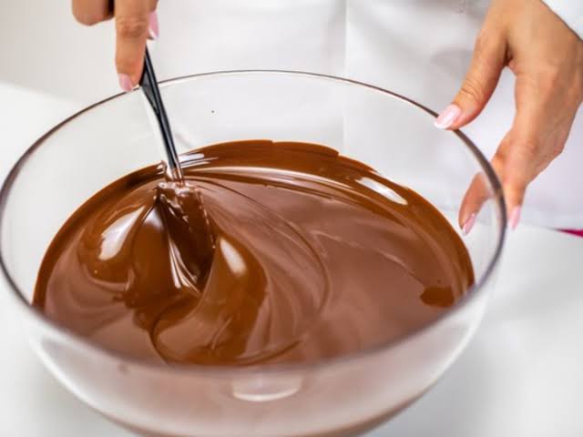 طريقة عمل صوص الشوكولاتة بالكاكاو بدون إضافة زبدة