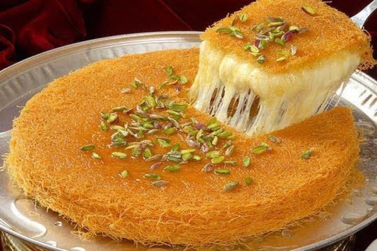 طريقة الكنافة بالجبن لتحلية لذيذة في رمضان