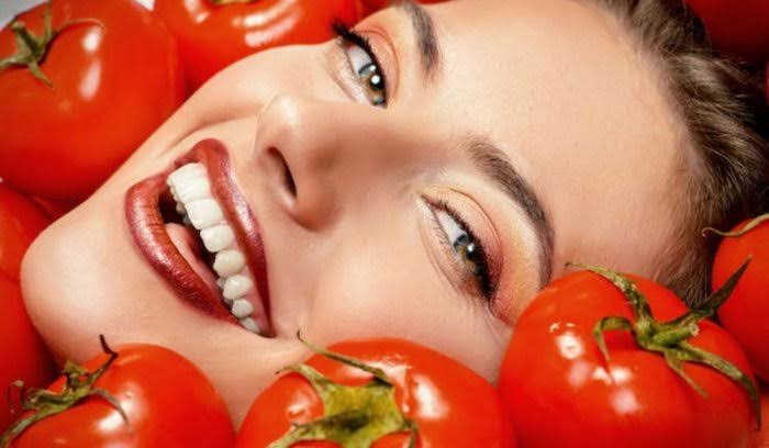 ماسك الطماطم للقضاء على التجاعيد والتصبغات في البشرة وعلاج حروق الشمس